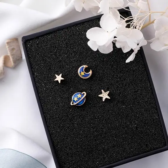 

MENGJIQIAO 2018 New Arrival Universe Series Creative Moon Star Stud Earrings For Girls Lovely Planet Boucle D'oreille Gift