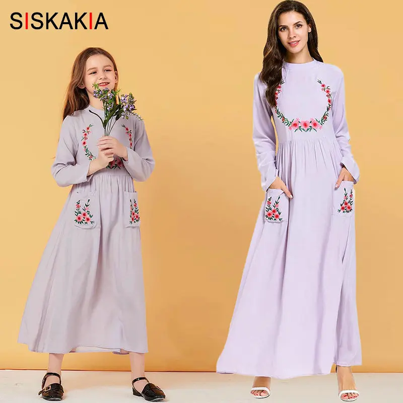 Mother Daughter Dresses Fall Cute Pockets Patch Floral Embroidery Full Sleeve Dress Elegant Family Matching Clothes Muslim