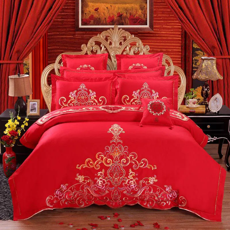 Luxury romatic oriental red wedding ceremony 4 pieces or 6pcs bedding