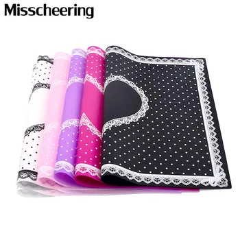 

1 Pcs Silicone Nail Art Table Mat Pad Cute Point Dot Lace Designs Advanced Foldable Washable Manicure Tools Beauty Equipment