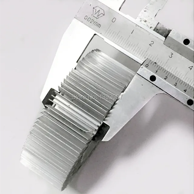 순수 알루미늄 방열판 LED 램프: 밝기와 수명 극대화