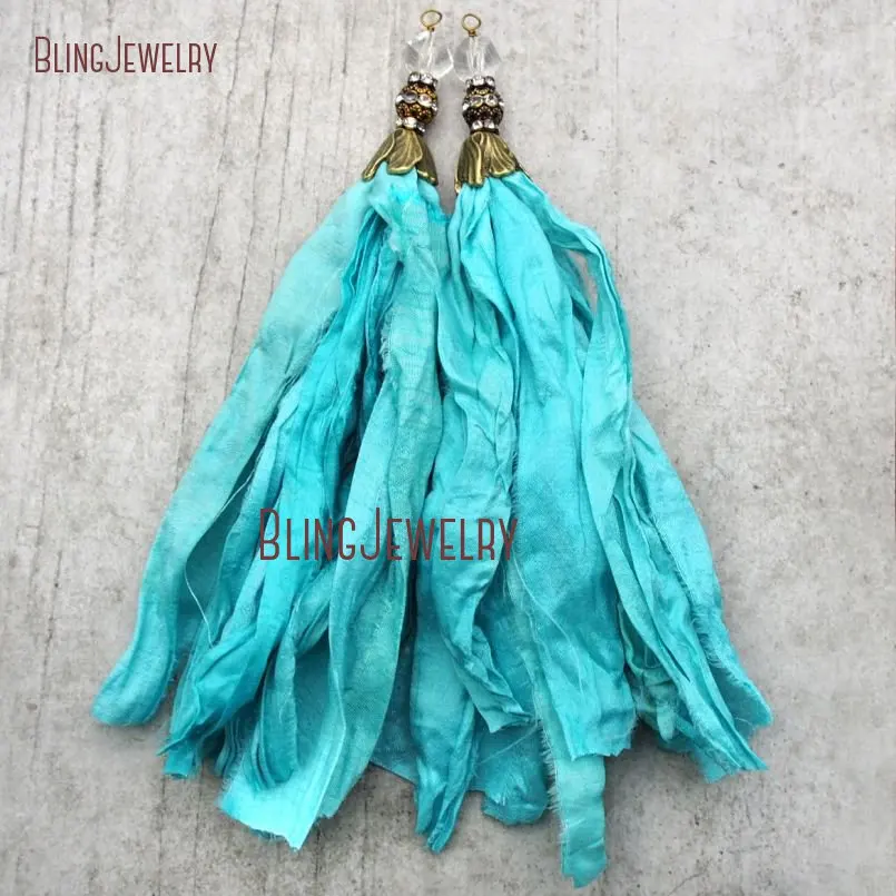 20171213-PM9119- Antique Bronze Turquoise Sari Silk Tassel Pendant
