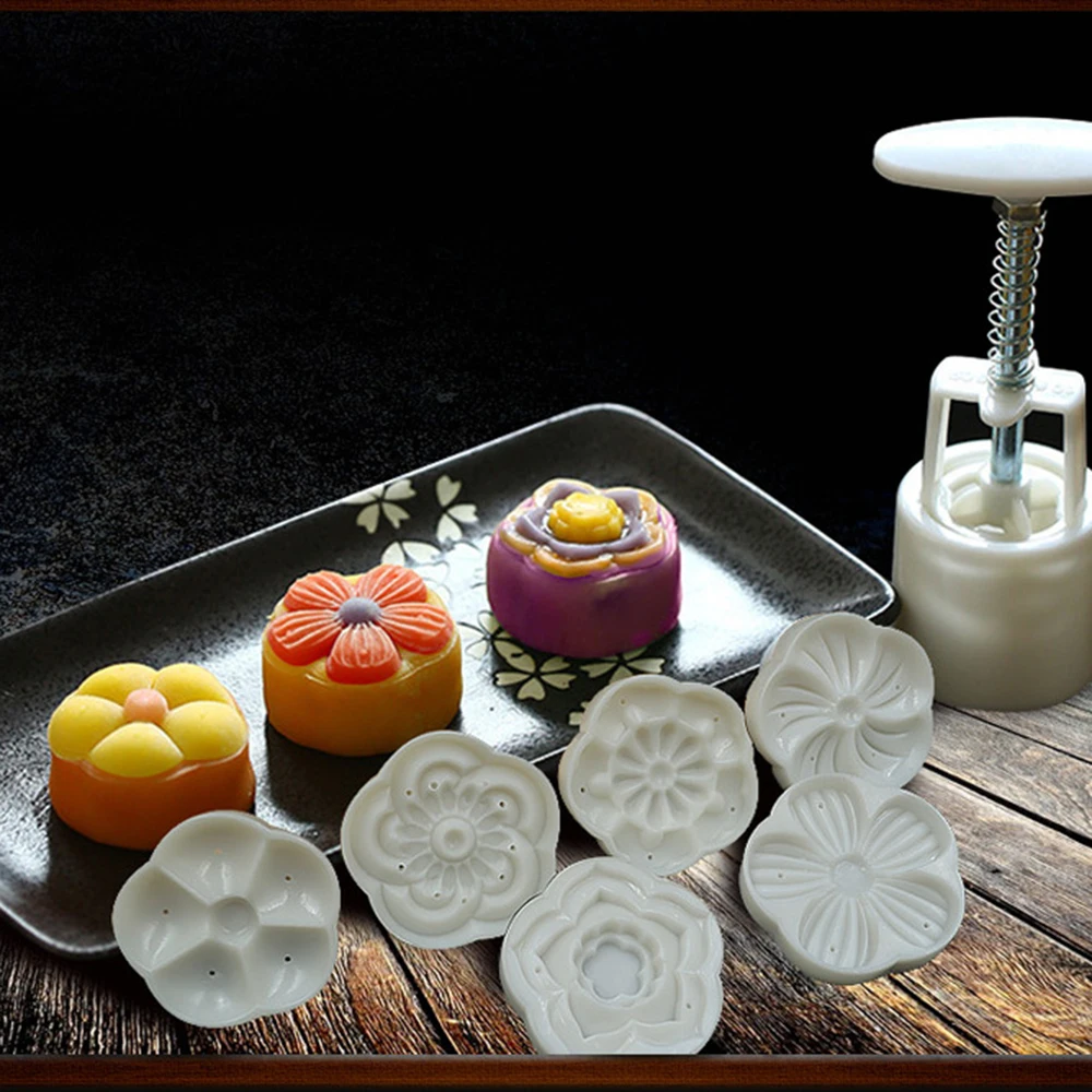 Baking Pastry Fondant Round Flower Mooncake Mold Hand Pressure Cookies Cutter