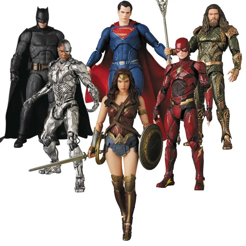 

DC Batman Superman Cat Woman Joker Spiderman Woder Woman Figure medicom toy Collection MAFEX Model Brinquedos Figurals Gift