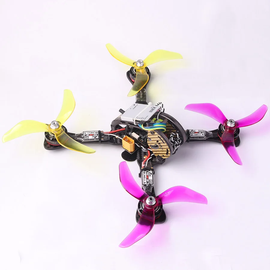 

4 Pairs 5043 Propeller 5x4" 3 blades Propeller Tri-Blade Prop CW/CCW for FPV Racing Drone Quadcopter QAV 210 230 250 330 frame