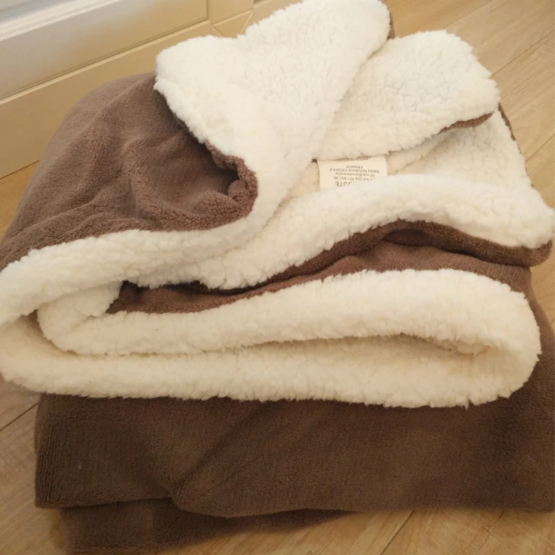 

Polyester Sherpa Double Layer Sofa Throw Thick Coral Fleece Summer Quilts Office Napping Blankets Comfortable Soft Bedding