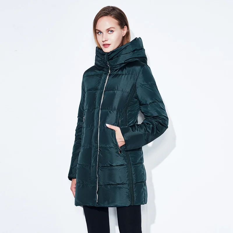 SnowClassic winter jacket women free scarf thick coats female warm parka outwear slim soft solid long jackets high quality - Цвет: green