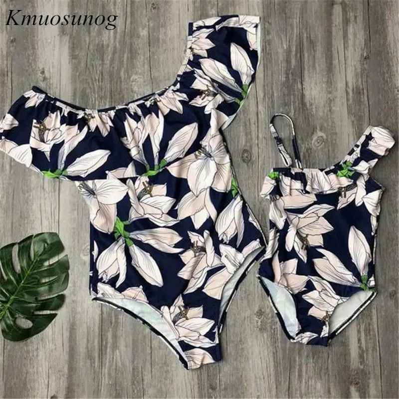 NASHAKAITE-Swimsuit-Mom-Daughter-Lily-Print-Ruffled-Off-Shoulder-Bodysuit-mae-e-filha-Mom-and-Daughter.jpg_640x640