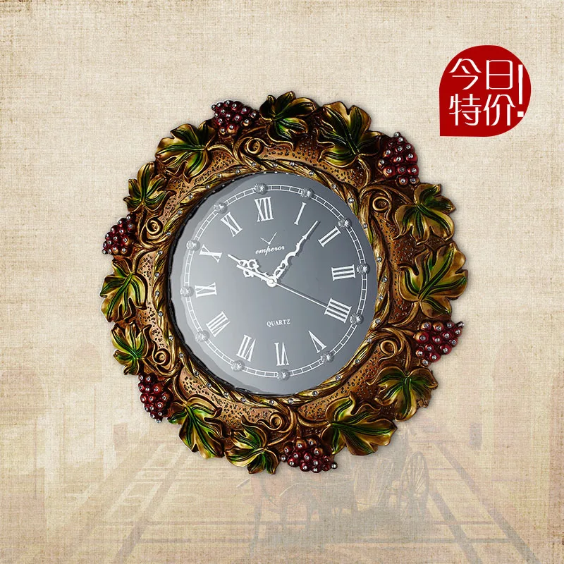 

23.6 Inches Clocks European High-grade Watch Retro Painted Clock Creative Process Mute Wall Clock Home Decoration