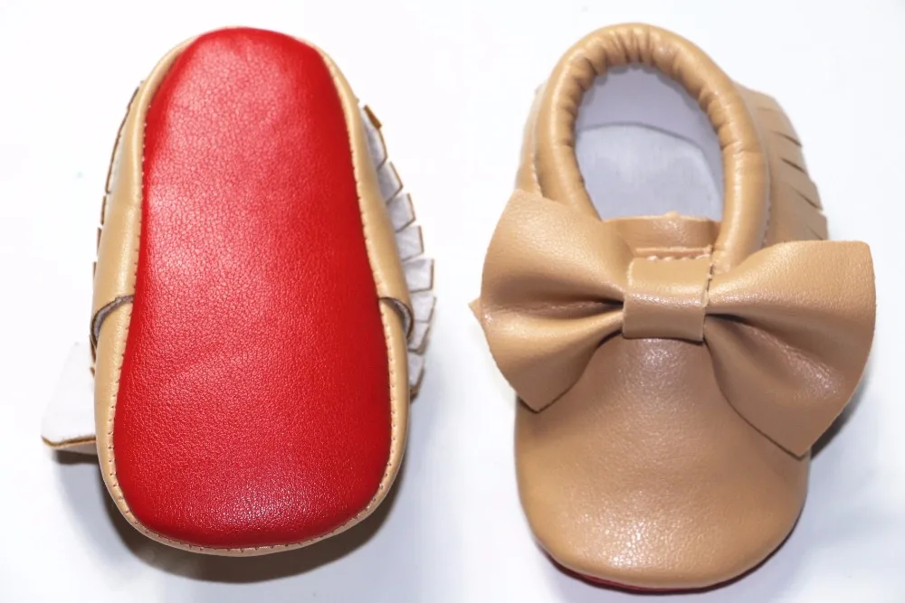 Новый бренд красной подошвой из искусственной кожи новорожденных для маленьких мальчиков девочек Мокасины с бантом на мягкой подошве