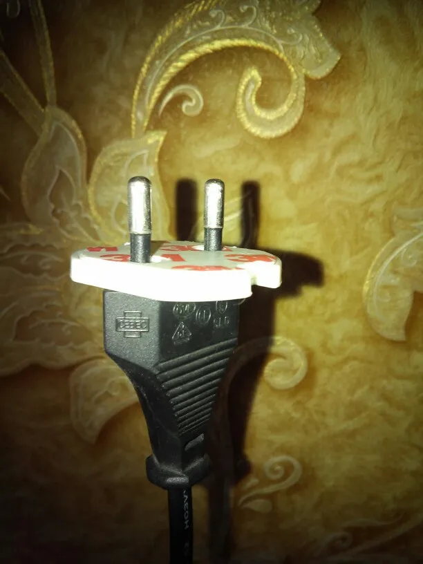 Safety Outlet Plug eu3