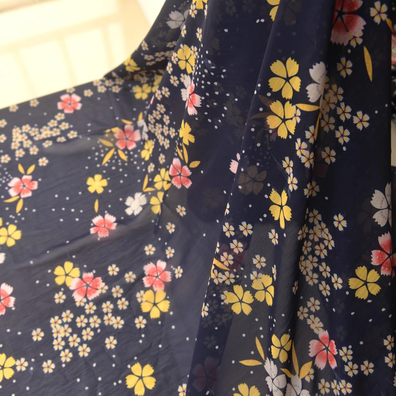 

Hidden Blue Romantic Cherry Blossom Soft Ski Spinning and Wind Blouse for Dress Hollandais Wax Silk Fabric