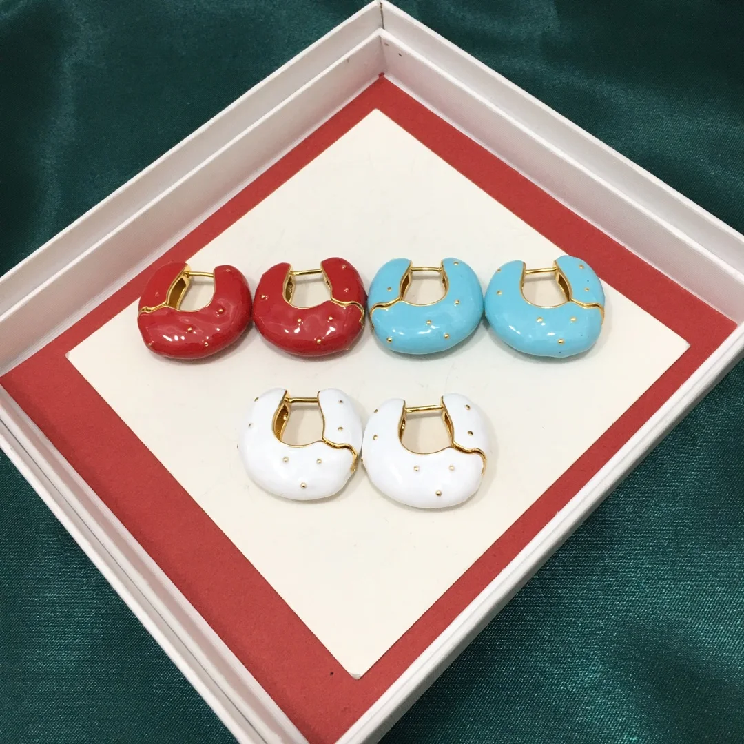 

New fashion geometric earrings in Europe and America