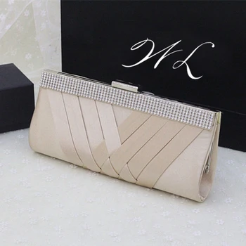 

2019 woman bag hot embroidery evening bags clutch shoulder chain wedding hand bags light four color Free Shipping