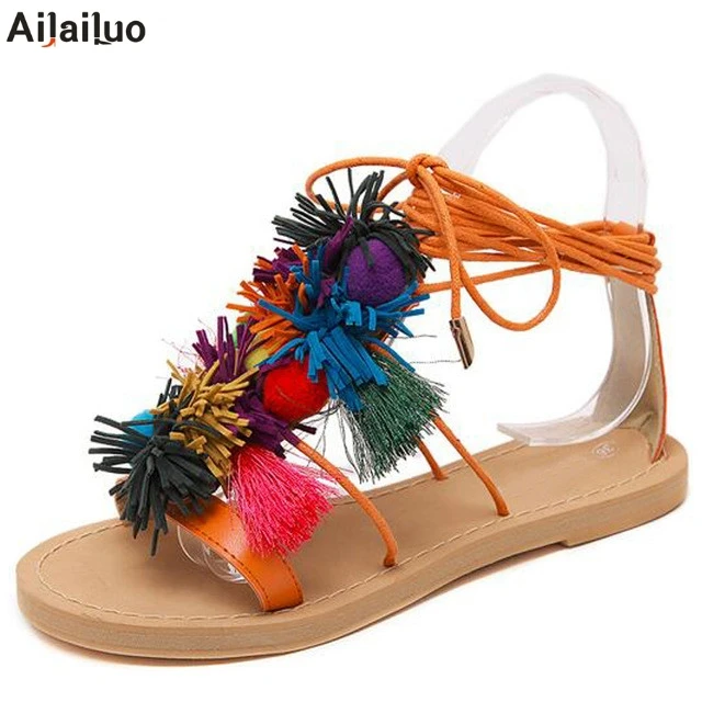 

Summer New Colorful Fringe Flower Ball PomPom Sandals Sandals Flat with Roman Gladiator High Lace Thong Flip Flop Shoe Woman3153