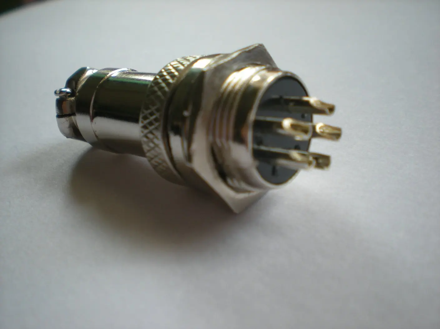 5 pin auto connector