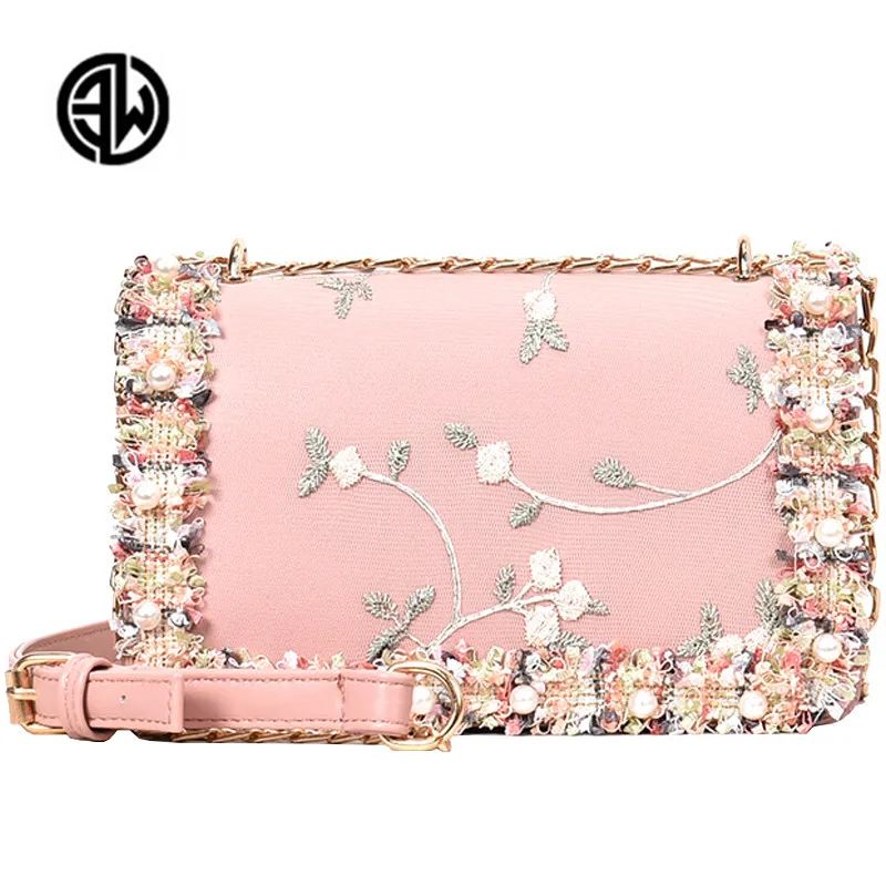 

2018 Women Luxury Shoulder crossbody bag female flower embroidery handbag for women messenger bags envelope Satchel Purse Bolsas