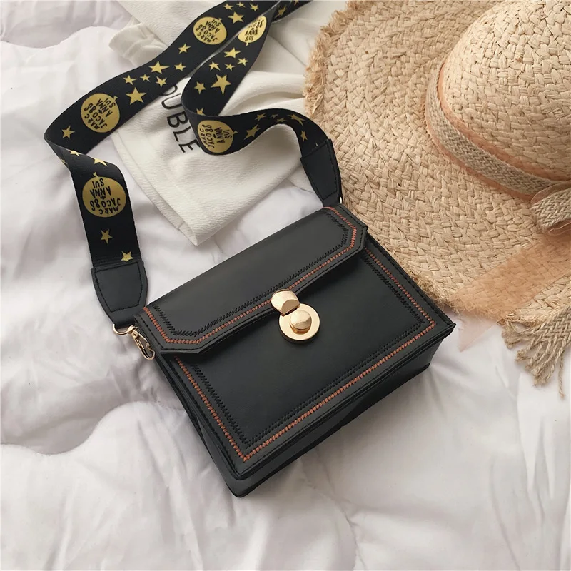 

Female bag 2019 summer new trend Korean version of the small square bag slung fashion casual shoulder bag C231