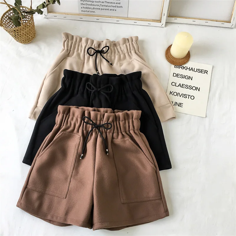 

New Women Shorts Autumn and Winter High Waist Shorts Solid Casual Loose Thick Warm Elastic Waist Straight Booty Shorts Pockets