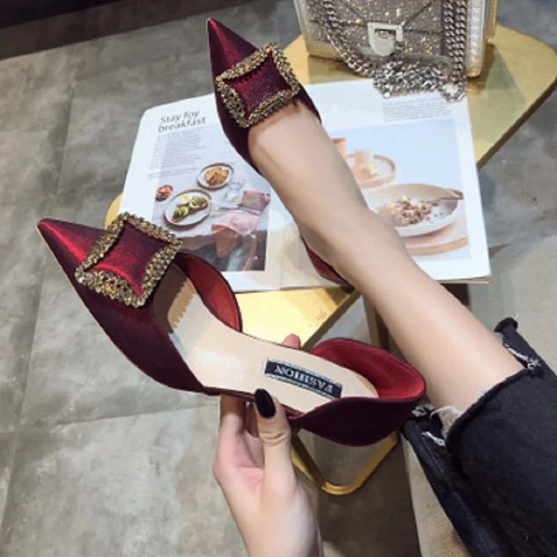 

2019 summer new Korean version of the wild new girl Baotou sandals net red rhinestone French fine heel women
