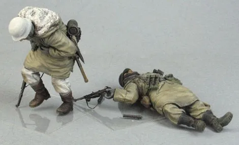 

1/35 German combat casualties WWII Resin Model Kit figure Free Shipping