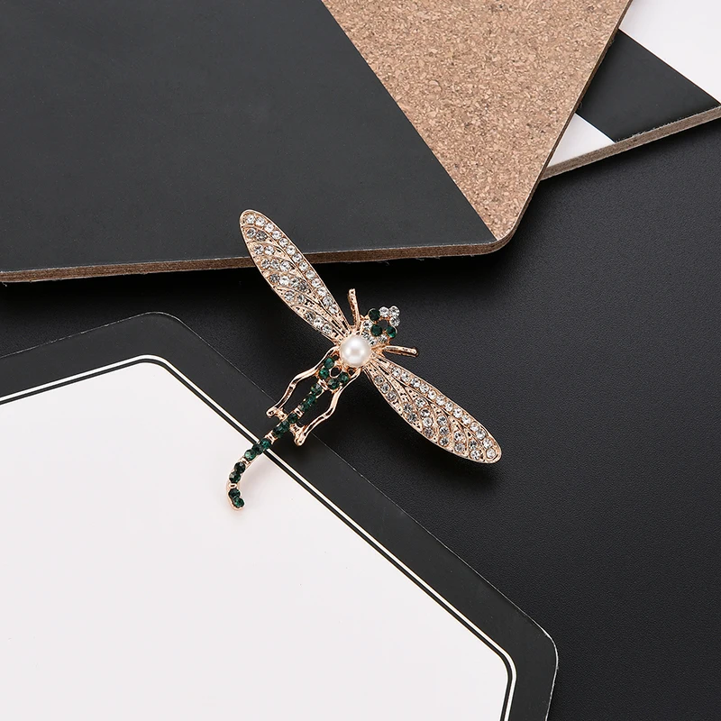 

2018 New Europe And The United States Small Dragonfly Woman Shape Brooches Scarf Buckle