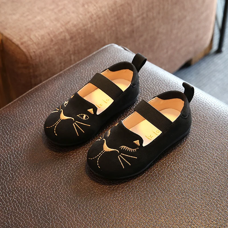 

cute 2018 spring and autumn children cat shoes girls elastic band soft sole canvas shoes kids black casual lovely cat flat shoes