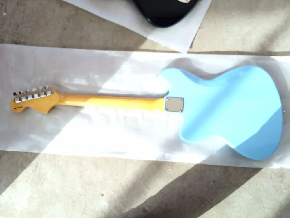 Wholesale new arrival STR Jaguar model Electric Guitar mahogany body,in blue 141001