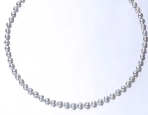 

Free Shipping >>>>> gorgeous AAA 8-9mm south sea round white pearl necklace 18inch 14kwg