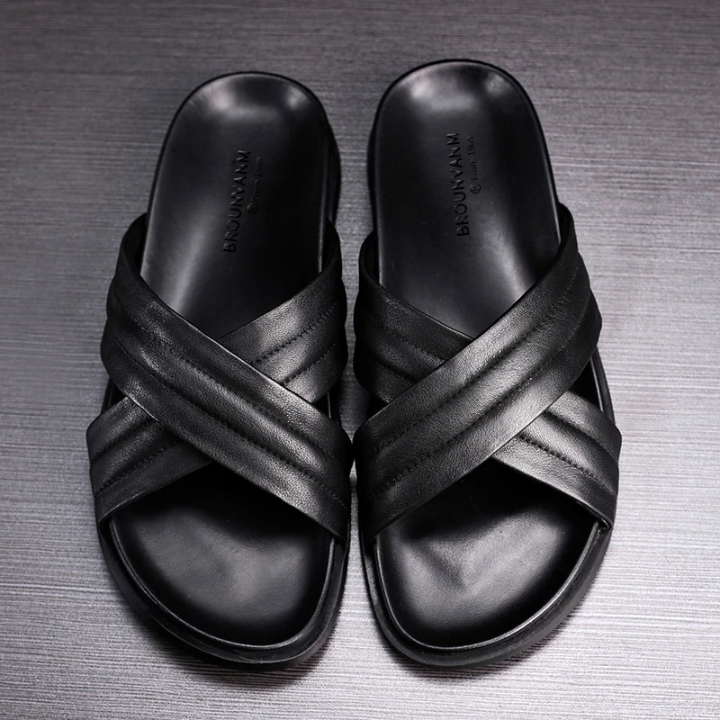Тапочки из натуральной кожи для мужчин летние сандалии спортивная обувь мужские тапочки сланцы Летняя обувь мода на открытом воздухе мужские полушлёпанцы для женщин