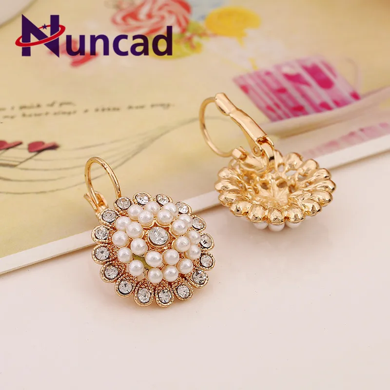 

Hot Sale Bohemia Sunflower Earrings Trendy Fresh Flowers Pearl Earrings Alloy Rhinestone For Party