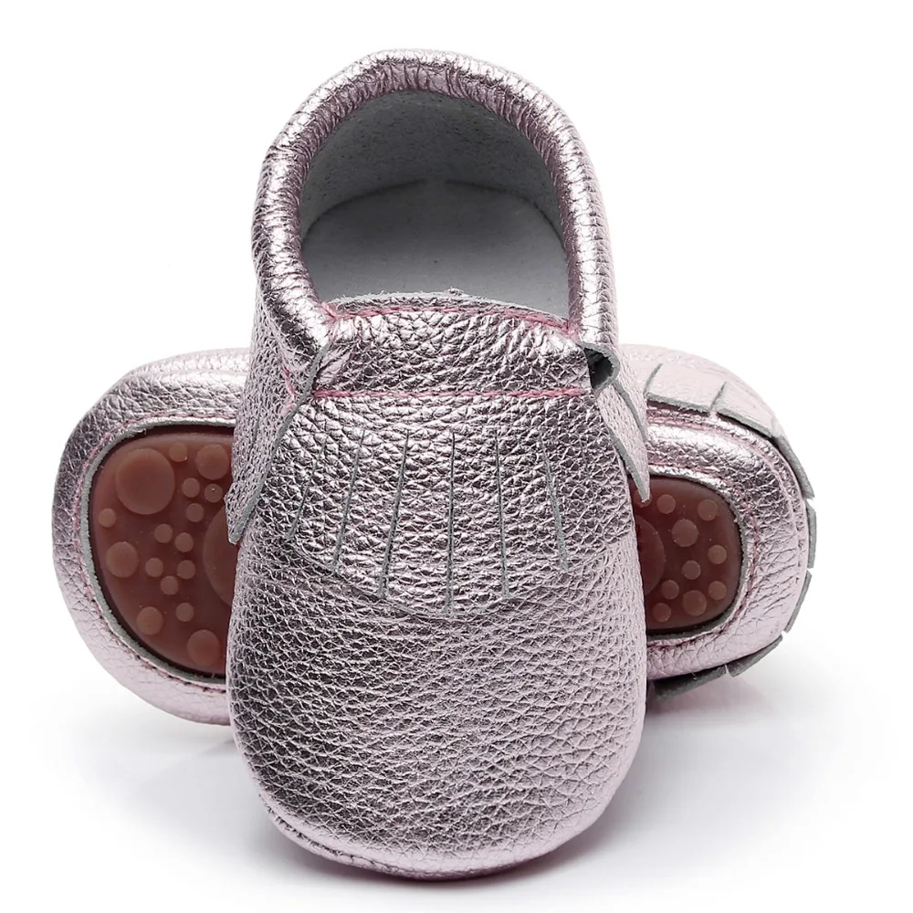 Модные Натуральная кожа бахрома новорожденных для маленьких девочек мальчиков обувь резиновая подошва для маленьких Мокасины