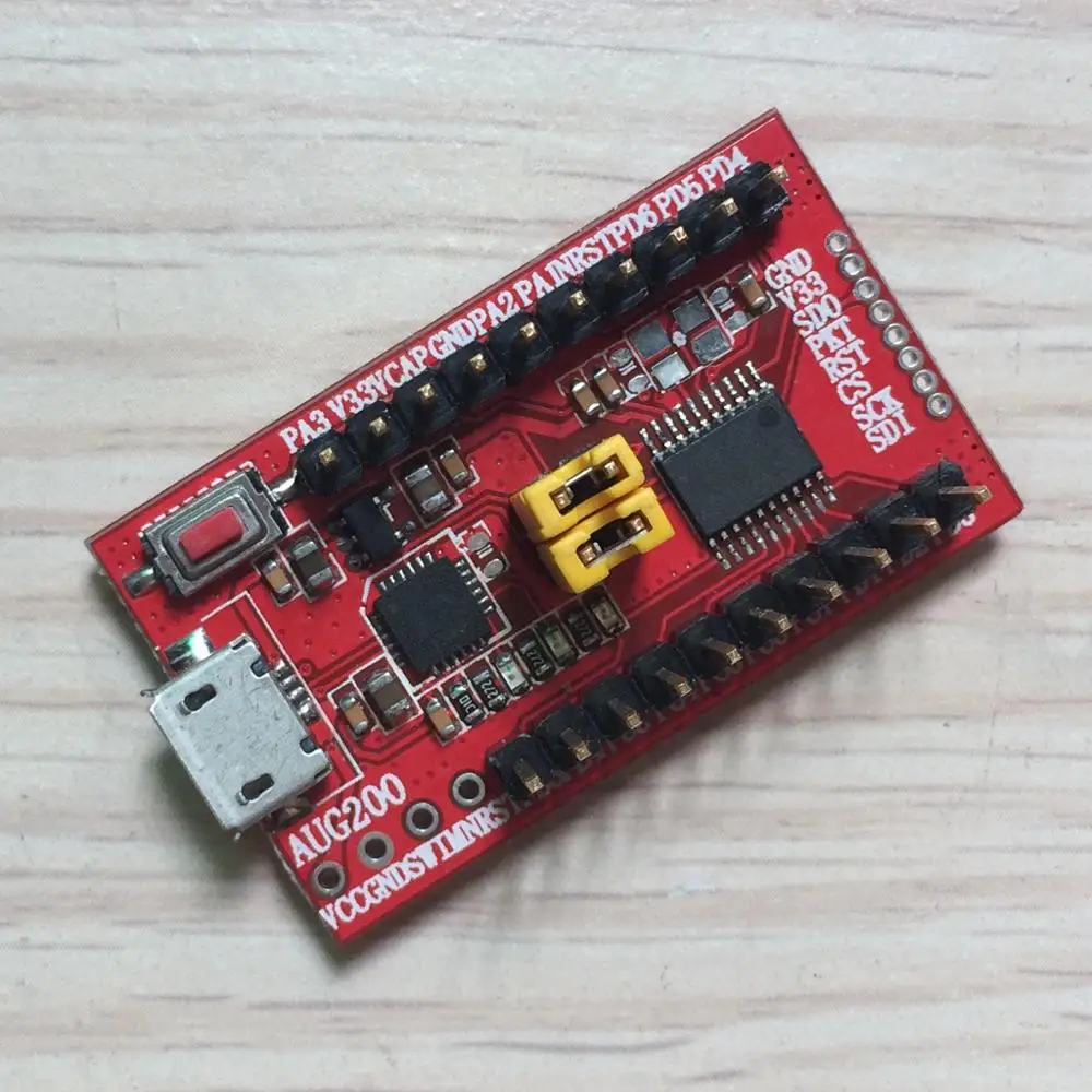 

AUG200 STM8S003 development board with USB serial port can be developed LT8900 PL1167