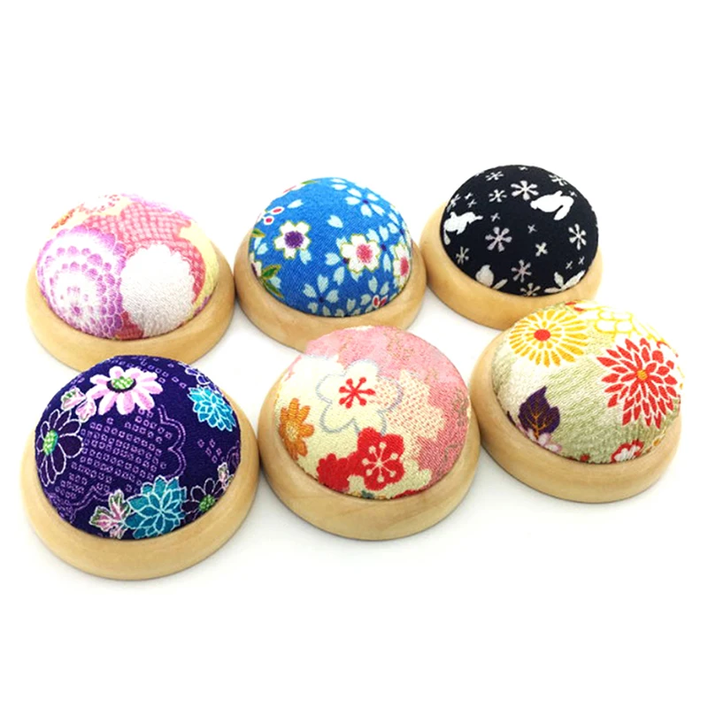 

1pcs Wood Bottom Base Needle Pin Cushion Pillow Holder Sewing Craft Stitch Needlework DIY Craft Random Color