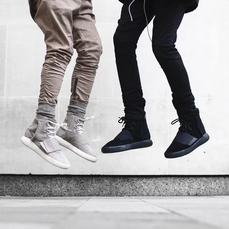 yeezy joggers mens