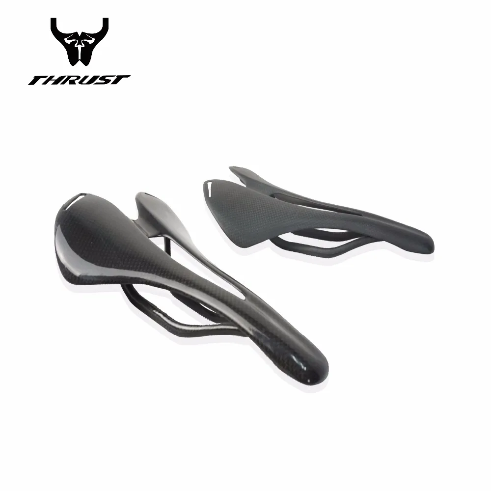 lightweight carbon saddle