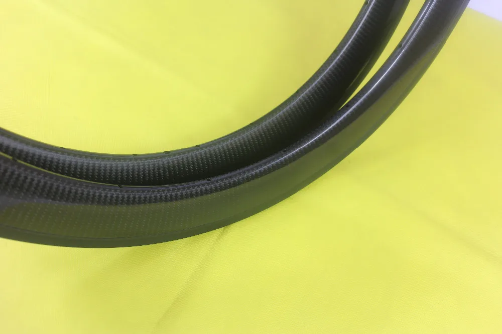 Flash Deal 60T 60mm tubular road bike carbon rims 23mm width 3K Twill glossy 20/24 holes front 20 rear 24 basalt braking track 700c wheels 6 Flash Deal 60T 60mm tubular road bike carbon rims 23mm width 3K Twill glossy 20/24 holes front 20 rear 24 basalt braking track 700c wheels 6