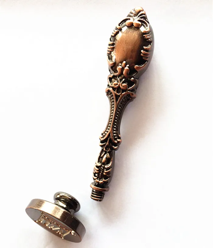 Цветочный винтажный романтичный цветок в виде листьев розы на заказ с логотипом