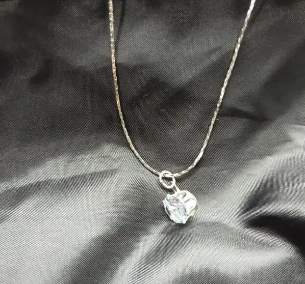 XL0439 1