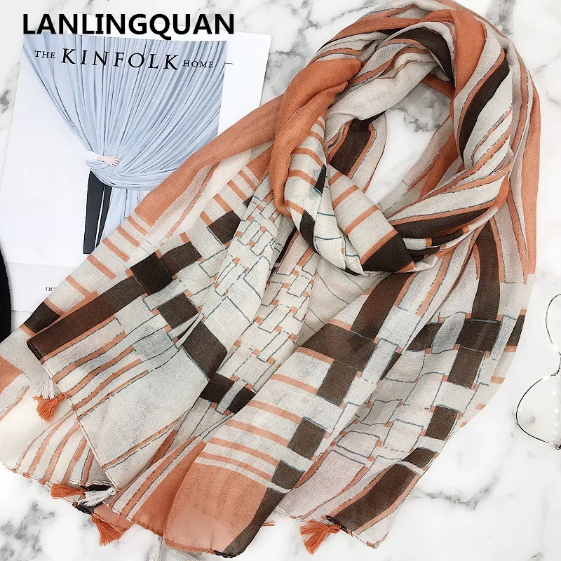 

Bandana Scarf 2018 Oversize Spring New Braid Plaid Leaves Fashion Scarves Women Soft Printing all-match Wrap Shawl Flash Foulard