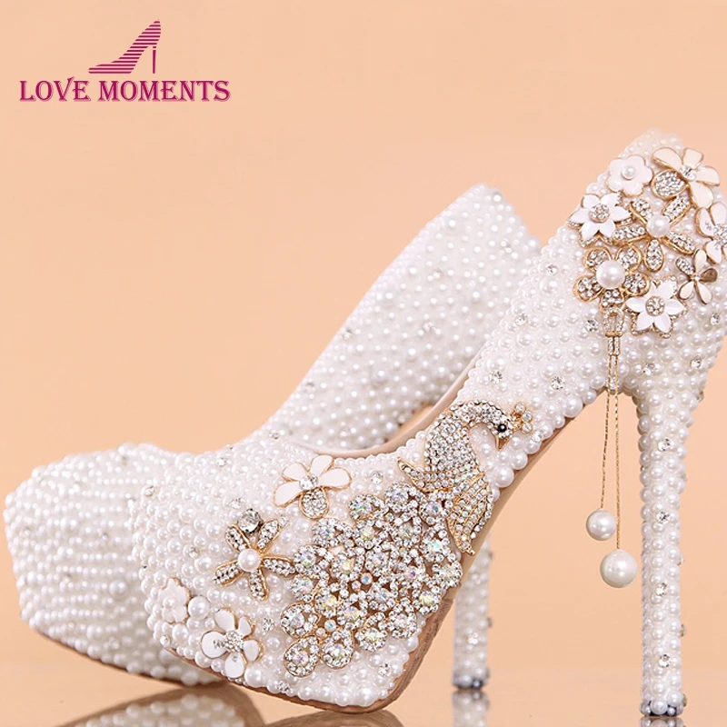 Новинка; стильные модные свадебные туфли со стразами для медового месяца; женские туфли на высоком каблуке-шпильке 14 см с круглым носком; свадебные туфли-лодочки