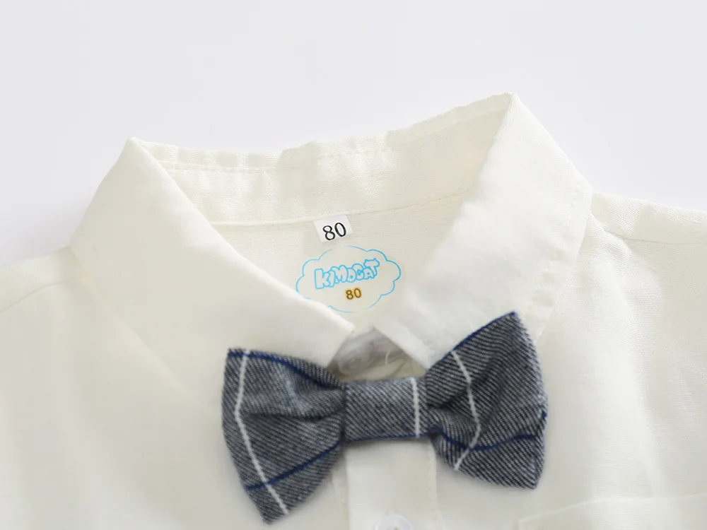 7496123667_457880003