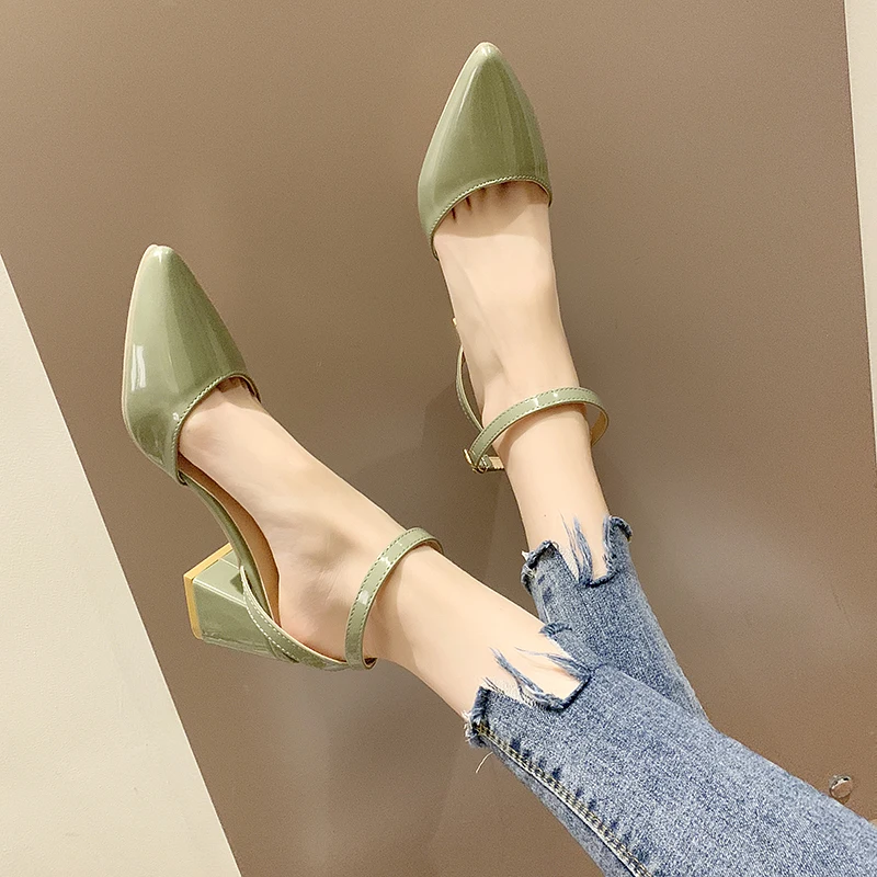

SLHJC Women Pumps Fashion Patent Leather Med High Square Block Heel Pointy Toe Shallow Mouth Summer Sandals Party OL Shoes 6.5cm
