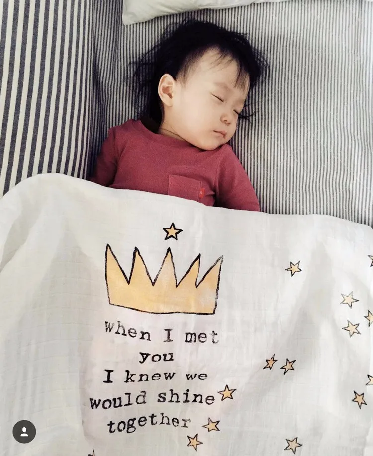 Детское одеяло s для новорожденных с буквами и короной, муслиновая пеленка для младенцев, многофункциональные марлевые одеяла, детское декоративное постельное белье, одеяло