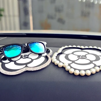 

Car Ornament Silicone Diamond Flower Anti-slip Mat Camellia Sticky Pad For GPS Mobile Phone Automobiles Doll Non-slip Cushion