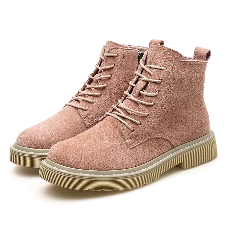 

2018 autumn new fashion simple casual solid color Martin boots female British wind vintage leather high boots.