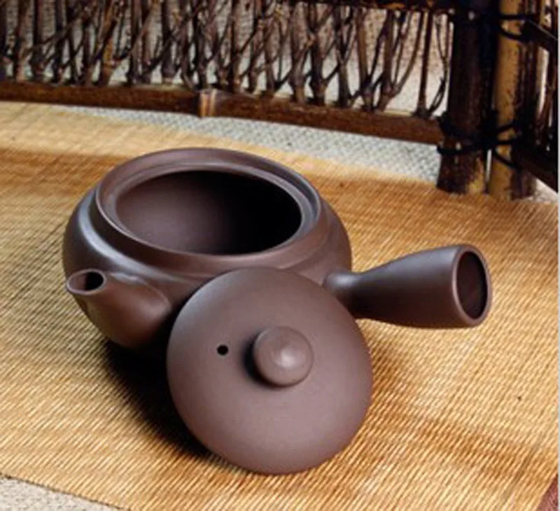 Mini Yixing Handmade Chinese Tea Set Pot Chinese Kung Fu Tea Pot Kettle Teapot Zisha Ceramic Pottery China Tea Set Pitcher