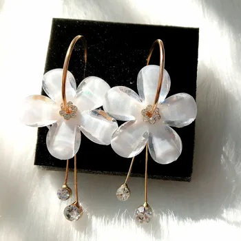 

2019 New Korean 5 Petal Earrings Acrylic Zircon Tassel Earrings Brincos Oorbellentransparent Earrings For Women Wholesale
