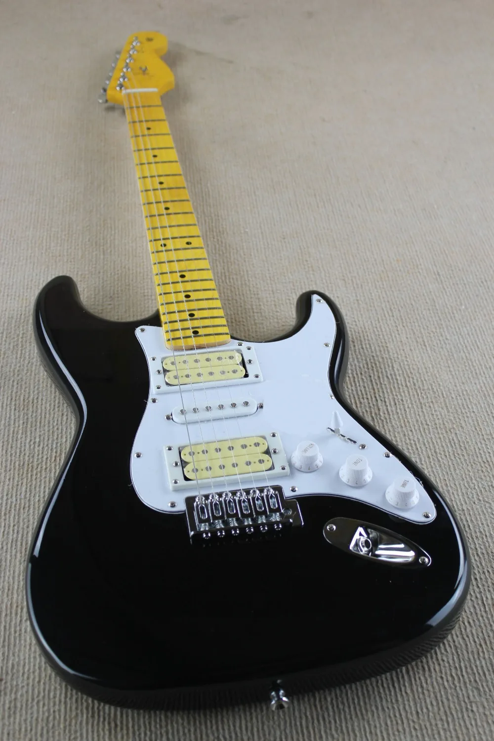 Factory Custom high quality basswood body,maple fingerboard