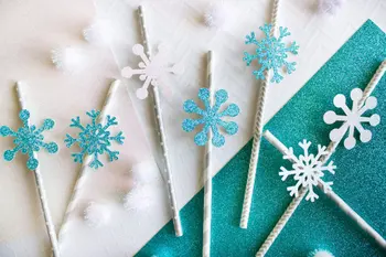 

Glitter Snowflake Paper Straws Wedding winter wonderland birthday Engagement Hen Bachelorette Bride to Be Party Drinkware